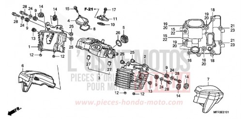 REAR CYLINDER HEAD COVER VT1300CXA de 2010